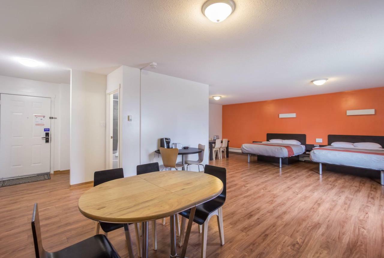 Motel Bo-Camrose, Ab Экстерьер фото